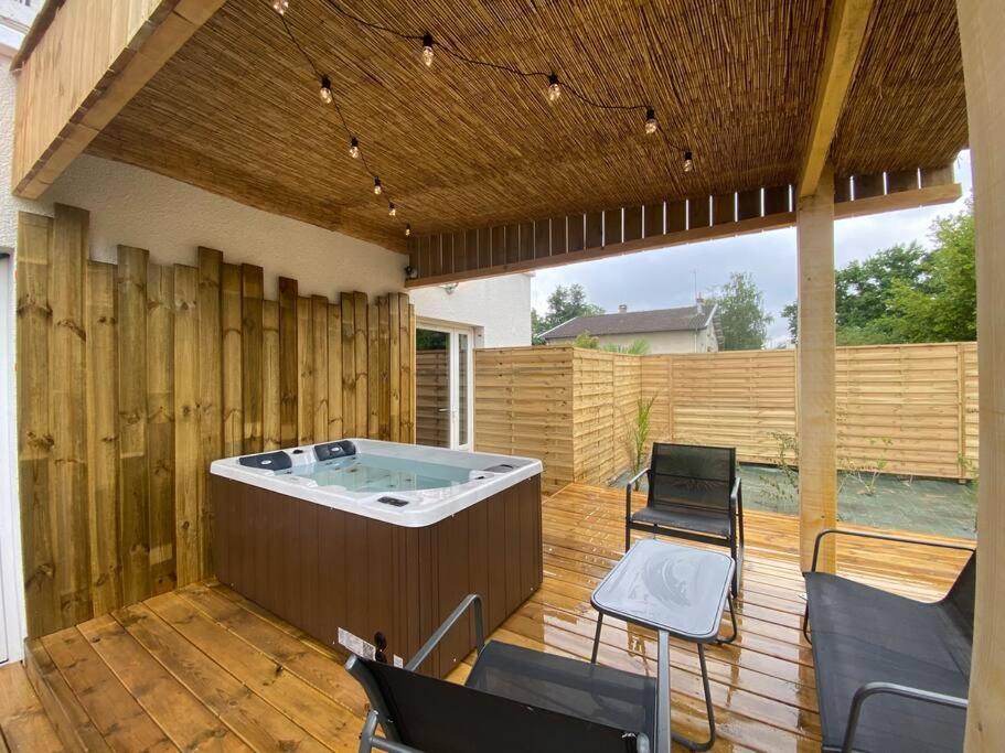 Le Spa De L'Impasse リモージュ エクステリア 写真